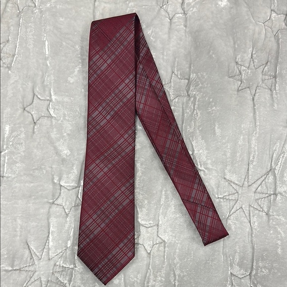 Calvin Klein Other - Calvin Klein Red Slim-Cut Tie with Diamond Pattern